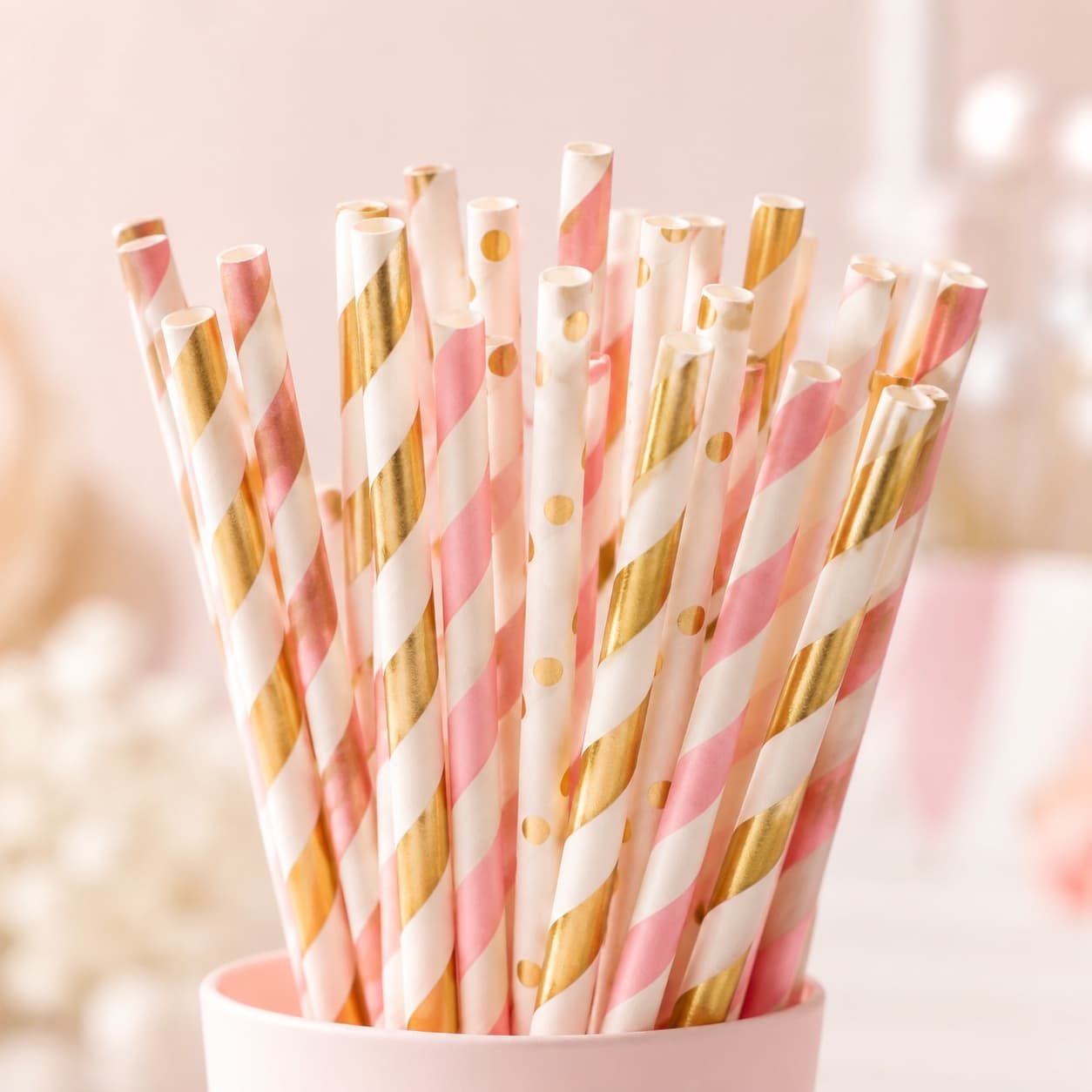 Paper Straw 100-Pack — A hundred striped paper straws to match the table and skip single-use plastic.